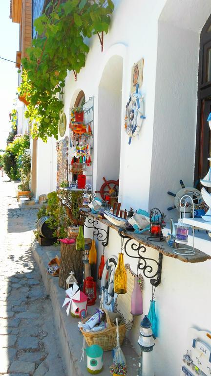 Efharisto Hotel Bozcaada Exteriör bild